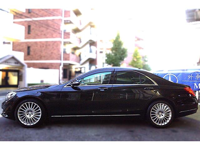 Sクラス S400ハイブリッド エクスクルーシブ 正規D車 インテリLED 黒革+Fヒーター&A/C 純正HDDナビ+地デジ 360°カメラ ハンズフリー機能付電動トランク スマートキー レーダーセーフティーPKG ブルメスター SR ETC(8枚目)