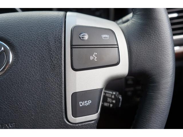 ランドクルーザー ＺＸ　ＨＩＤ　黒革シート　１・２列ヒーター＋Ｆベンチレーション　純正ＨＤＤナビ＋地デジ　３６０°カメラ　後席電動スライド　電動格納３ｒｄシート　電動Ｒゲート　オートライト　チルト＆スライディングガラスＳ／Ｒ（31枚目）