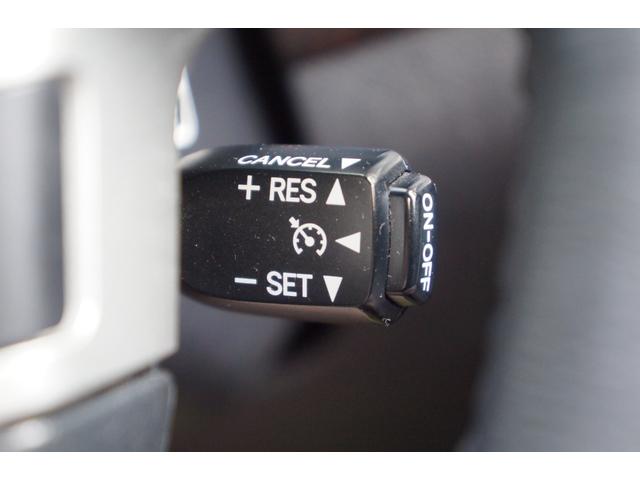 ランドクルーザー ＺＸ　ＨＩＤ　黒革シート　１・２列ヒーター＋Ｆベンチレーション　純正ＨＤＤナビ＋地デジ　３６０°カメラ　後席電動スライド　電動格納３ｒｄシート　電動Ｒゲート　オートライト　チルト＆スライディングガラスＳ／Ｒ（34枚目）
