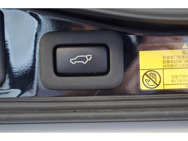 ランドクルーザー ＺＸ　ＨＩＤ　黒革シート　１・２列ヒーター＋Ｆベンチレーション　純正ＨＤＤナビ＋地デジ　３６０°カメラ　後席電動スライド　電動格納３ｒｄシート　電動Ｒゲート　オートライト　チルト＆スライディングガラスＳ／Ｒ（56枚目）