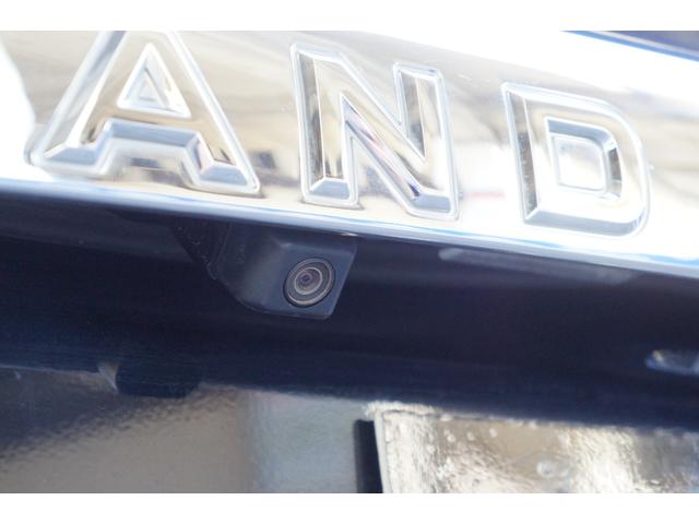 ランドクルーザー ＺＸ　ＨＩＤ　黒革シート　１・２列ヒーター＋Ｆベンチレーション　純正ＨＤＤナビ＋地デジ　３６０°カメラ　後席電動スライド　電動格納３ｒｄシート　電動Ｒゲート　オートライト　チルト＆スライディングガラスＳ／Ｒ（68枚目）