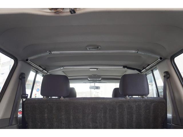 ランドクルーザー70 ZX ワンオーナー チルト&スライディングサンルーフ デフロック 背面スペアタイヤ サイドステップ パワーステアリング パワーウインドー 集中ドアロック チップアップシート マニュアルエアコン リアヒーター(37枚目)