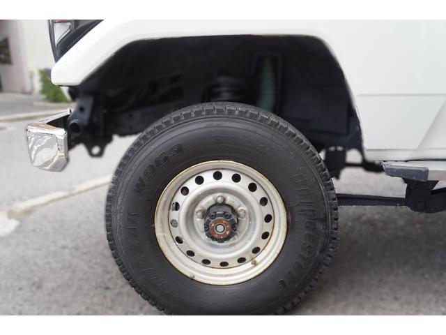 ランドクルーザー70 ZX ワンオーナー チルト&スライディングサンルーフ デフロック 背面スペアタイヤ サイドステップ パワーステアリング パワーウインドー 集中ドアロック チップアップシート マニュアルエアコン リアヒーター(64枚目)