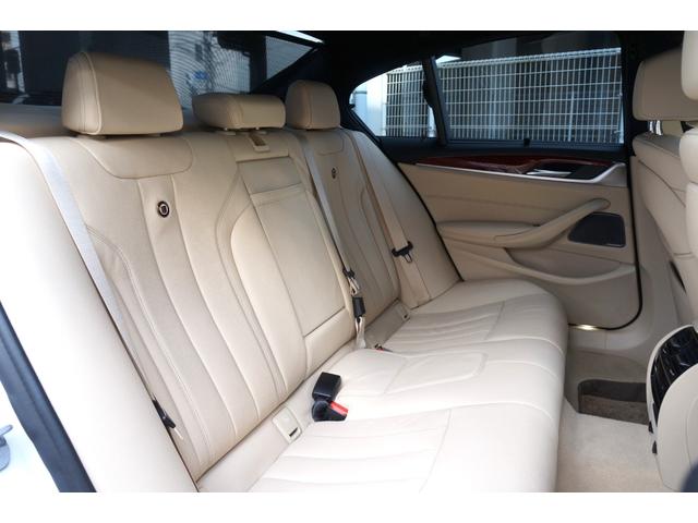 D5 S リムジン オールラッド 正規D車 LED ベージュ革+ヒーター&AC ハーマンカードン SR Sクローズ 電動トランク i-Driveナビ HUD スマートキー 全方位カメラ ACC PCS LDW LKA ミラー型ETC(14枚目)