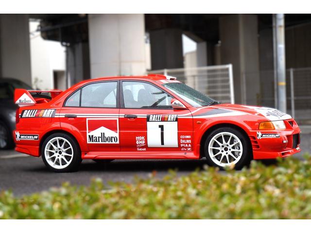 ランサー ＧＳＲエボＶＩトミーマキネンＥＤカラーリングＰ　１オーナー　Ｇｒ．Ａ三菱ワークステスト車カラーリング　ＯＭＰラリーアートステアリング　ラリーアートスポーツＥＣＵ　６速Ｍ／Ｔ　Ｆ．ａｌｃｏｎ／Ｒ．ＡＰキャリパー　ＬＳＤ　ラリーアート限定エンケイＡ／Ｗ（4枚目）