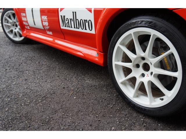 ランサー ＧＳＲエボＶＩトミーマキネンＥＤカラーリングＰ　１オーナー　Ｇｒ．Ａ三菱ワークステスト車カラーリング　ＯＭＰラリーアートステアリング　ラリーアートスポーツＥＣＵ　６速Ｍ／Ｔ　Ｆ．ａｌｃｏｎ／Ｒ．ＡＰキャリパー　ＬＳＤ　ラリーアート限定エンケイＡ／Ｗ（64枚目）