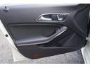 ＣＬＡ１８０　シューティングブレーク　ＡＭＧスタイル　正規ディーラー車　純正１８インチＡＷ　パノラミックスライディングルーフ　ＬＥＤヘッドライト　ハーフレザーシート　アップルカープレイ対応　アンドロイドオート対応　メモリ付パワーシート　パワーテールゲート（21枚目）