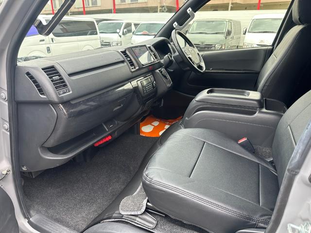 ハイエースバン スーパーＧＬ　ダークプライムＩＩ　ラプターグレー全塗装（11枚目）