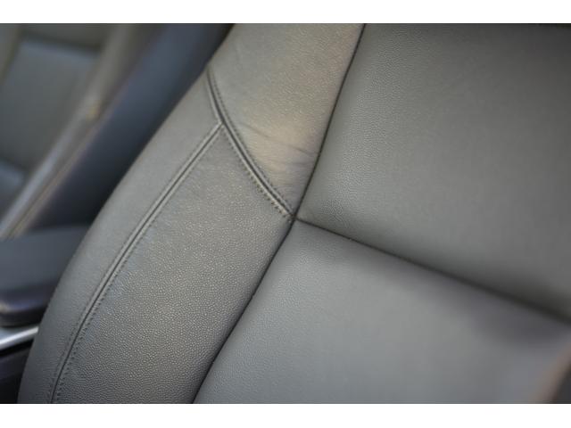 2.0クラシック SUBARISTAオリジナルカスタム VOLVO V50 キャンプ仕様 社外アルミ ラプターライナー塗装 Hellaフォグランプ 作業灯 ルーフキャリア 本革シート(23枚目)
