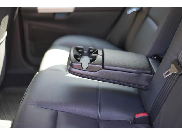 2.0クラシック SUBARISTAオリジナルカスタム VOLVO V50 キャンプ仕様 社外アルミ ラプターライナー塗装 Hellaフォグランプ 作業灯 ルーフキャリア 本革シート(26枚目)
