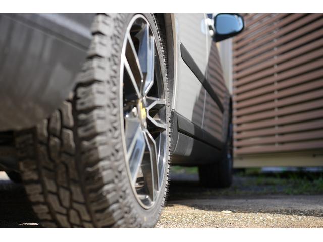 2.0クラシック SUBARISTAオリジナルカスタム VOLVO V50 キャンプ仕様 社外アルミ ラプターライナー塗装 Hellaフォグランプ 作業灯 ルーフキャリア 本革シート(56枚目)