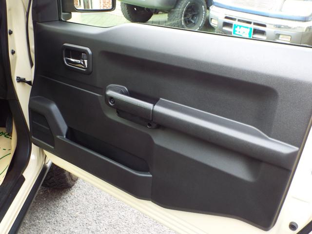 ジムニー ＸＣ　ジャオス足回り　ＤＥＡＮアルミ　オーバーフェンダー　社外前後バンパー　シートカバー　左右アームレスト　パナソニック１０インチナビＴＶ　バックカメラ　ＥＴＣ　前後ドラレコ　シートヒーター（34枚目）