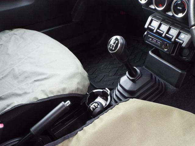 ジムニー ＸＣ　社外アルミ＆ＢＦグッドリッチタイヤ　社外ナビ、フルセグＴＶ、バックカメラ、ドラレコ　シートヒーター　社外シートカバー　５速マニュアル車（9枚目）