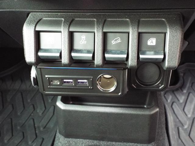 ジムニー ＸＣ　社外アルミ＆ＢＦグッドリッチタイヤ　社外ナビ、フルセグＴＶ、バックカメラ、ドラレコ　シートヒーター　社外シートカバー　５速マニュアル車（13枚目）