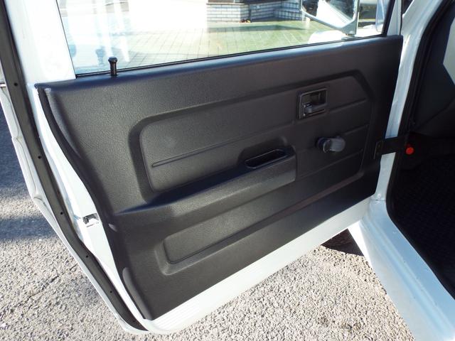 ジムニー ワイルドウインド 5速マニュアル 前後社外バンパー 前後ドラレコ ETC ルーフキャリア ユーザー買取車(35枚目)