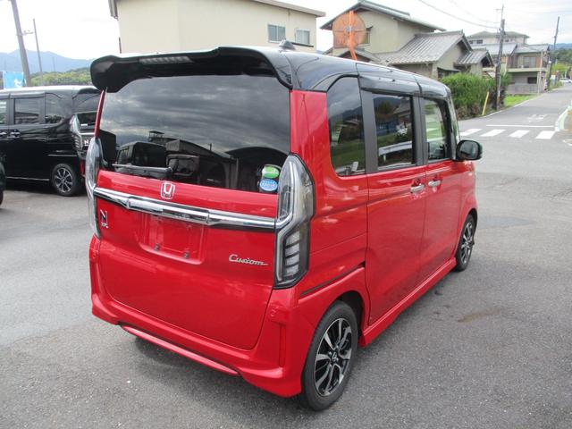 Ｎ－ＢＯＸカスタム Ｇ・Ｌホンダセンシング　スマートキープッシュスタート、ＬＥＤヘッドライト、両側パワースライドドア、ナビ、フルセグＴＶ、バックカメラ、クルーズコントロール、ドライブレコーダー（7枚目）