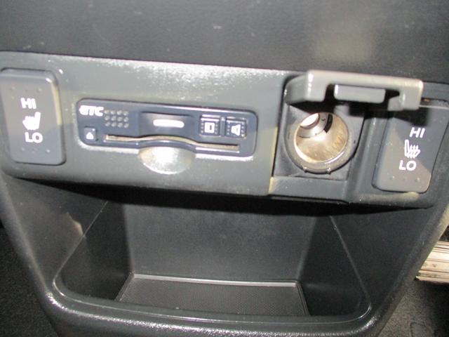 N-BOXカスタム G ターボSSパッケージ スマートキープッシュスタート、ナビ、バックカメラ、TV、両側パワースライドドア、HID、ETC、ターボ車、クルーズコントロール、パドルシフト、シティーブレーキアクティブシステム(14枚目)