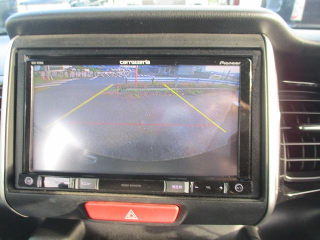 N-BOXカスタム G ターボSSパッケージ スマートキープッシュスタート、ナビ、バックカメラ、TV、両側パワースライドドア、HID、ETC、ターボ車、クルーズコントロール、パドルシフト、シティーブレーキアクティブシステム(19枚目)