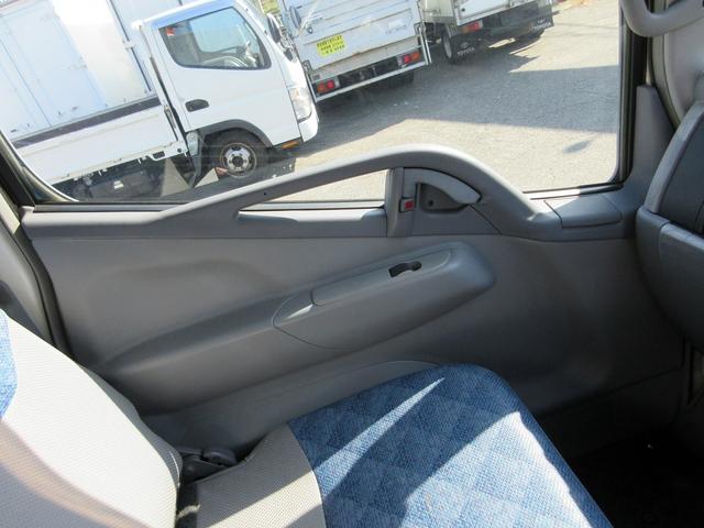 キャンター 　アルミバン　排ガス浄化作業無し　ミッション　ＭＴ車　２ｔ　２トン　ラッシング２段　距離９８７０９Ｋｍ　トラック（22枚目）