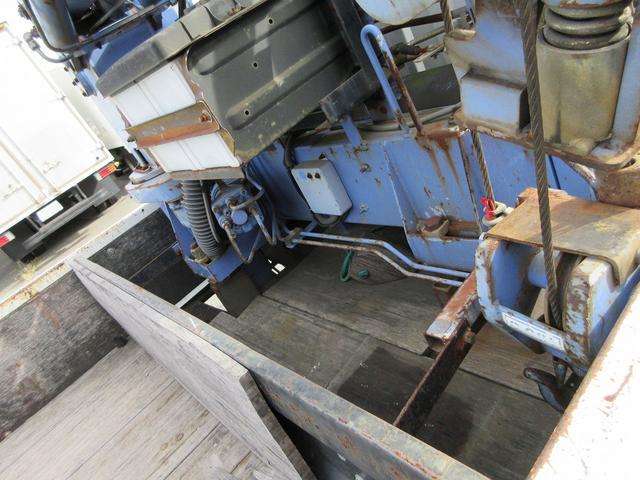 キャンター クレーン付　クレーン付平ボディ　３段ブーム　タダノ製クレーン　３方開　床鉄板　ミッション２トン　２ｔ　簡易クレーン（22枚目）