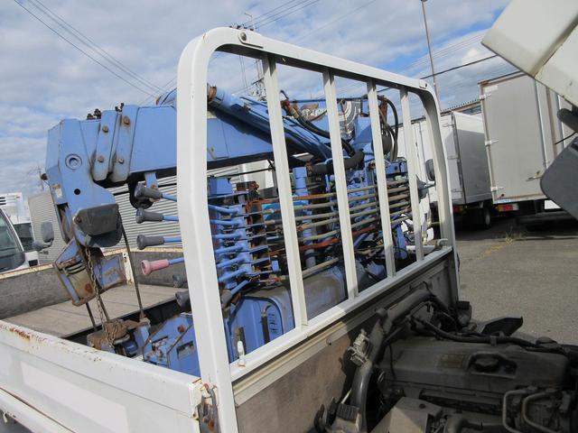 キャンター クレーン付　クレーン付平ボディ　３段ブーム　タダノ製クレーン　３方開　床鉄板　ミッション２トン　２ｔ　簡易クレーン（34枚目）