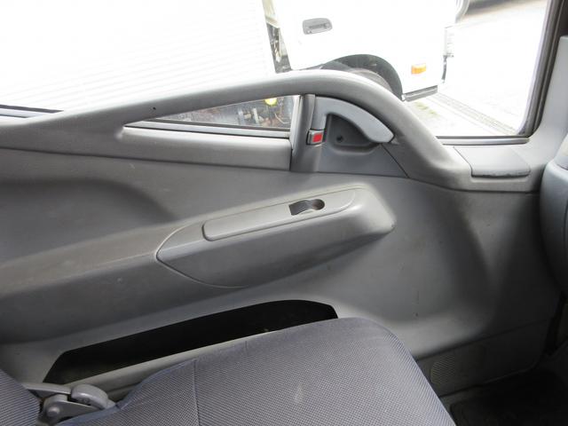 キャンター クレーン付　クレーン付平ボディ　３段ブーム　タダノ製クレーン　３方開　床鉄板　ミッション２トン　２ｔ　簡易クレーン（41枚目）