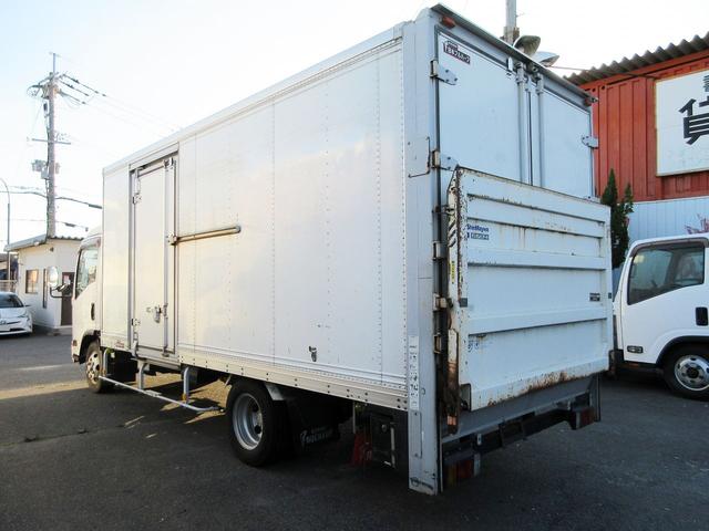 エルフトラック 　アルミバン　５ｍボディ　ワイドロング　ＰＧ付　パワーゲート　サイド扉　ラッシング２段　２ｔ　２トン車　ターボ車　ミッション　ＭＴ車　日本フルハーフ製（5枚目）