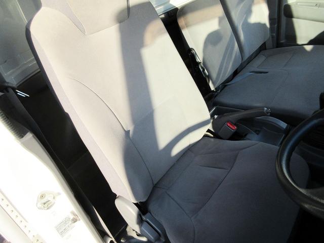 エルフトラック 　アルミバン　５ｍボディ　ワイドロング　ＰＧ付　パワーゲート　サイド扉　ラッシング２段　２ｔ　２トン車　ターボ車　ミッション　ＭＴ車　日本フルハーフ製（21枚目）