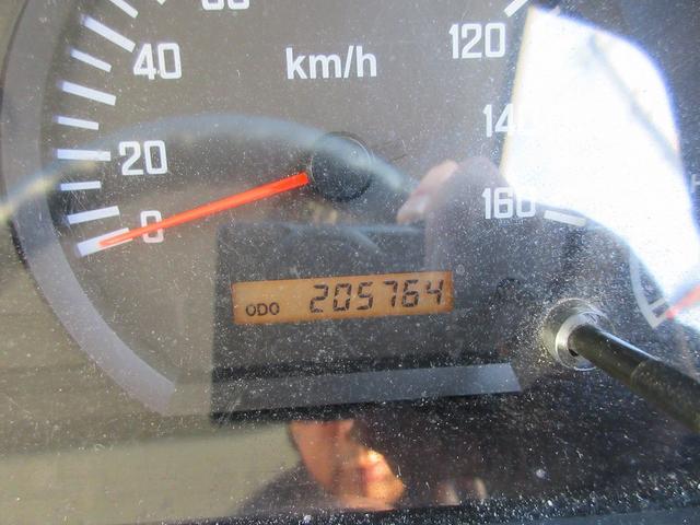 エルフトラック 　アルミバン　５ｍボディ　ワイドロング　ＰＧ付　パワーゲート　サイド扉　ラッシング２段　２ｔ　２トン車　ターボ車　ミッション　ＭＴ車　日本フルハーフ製（22枚目）