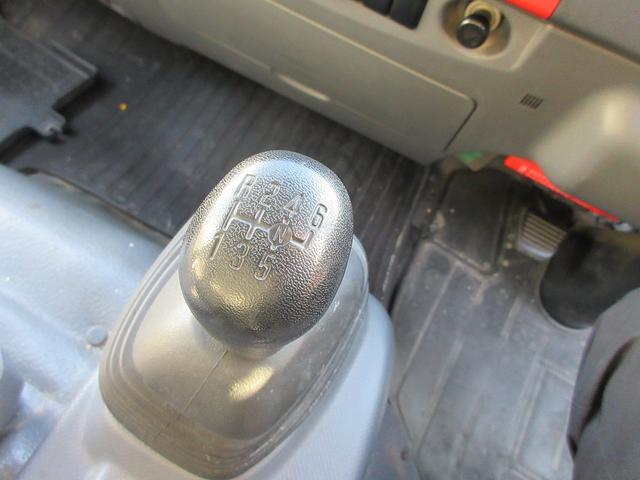 エルフトラック 　アルミバン　５ｍボディ　ワイドロング　ＰＧ付　パワーゲート　サイド扉　ラッシング２段　２ｔ　２トン車　ターボ車　ミッション　ＭＴ車　日本フルハーフ製（24枚目）