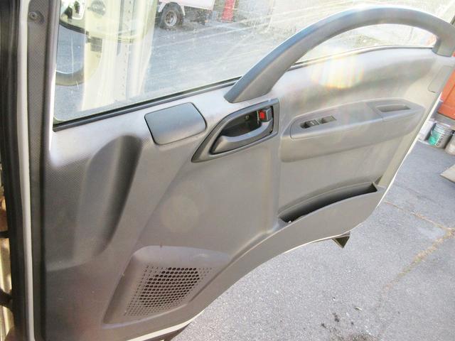 エルフトラック 　アルミバン　５ｍボディ　ワイドロング　ＰＧ付　パワーゲート　サイド扉　ラッシング２段　２ｔ　２トン車　ターボ車　ミッション　ＭＴ車　日本フルハーフ製（27枚目）