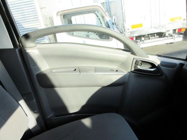 エルフトラック 　アルミバン　５ｍボディ　ワイドロング　ＰＧ付　パワーゲート　サイド扉　ラッシング２段　２ｔ　２トン車　ターボ車　ミッション　ＭＴ車　日本フルハーフ製（28枚目）