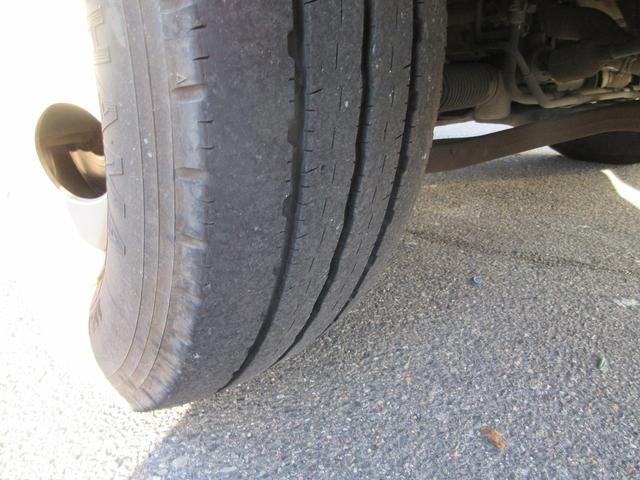 エルフトラック 　アルミバン　５ｍボディ　ワイドロング　ＰＧ付　パワーゲート　サイド扉　ラッシング２段　２ｔ　２トン車　ターボ車　ミッション　ＭＴ車　日本フルハーフ製（29枚目）