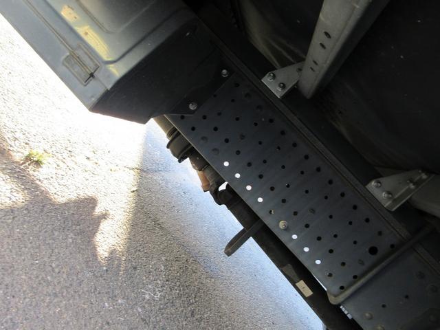 エルフトラック 　アルミバン　５ｍボディ　ワイドロング　ＰＧ付　パワーゲート　サイド扉　ラッシング２段　２ｔ　２トン車　ターボ車　ミッション　ＭＴ車　日本フルハーフ製（36枚目）