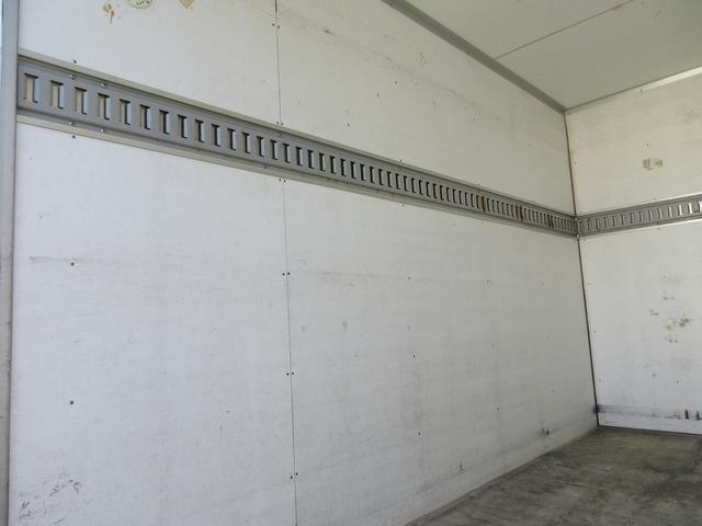 アトラストラック 　バン　トラック　オートマ　ＡＴ車　ラッシング　積載１．２５　総重量３７６５Ｋｇディーゼル　バックカメラ　２トン　２ｔ（10枚目）