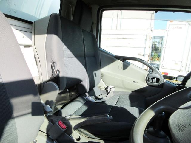 アトラストラック 　バン　トラック　オートマ　ＡＴ車　ラッシング　積載１．２５　総重量３７６５Ｋｇディーゼル　バックカメラ　２トン　２ｔ（18枚目）