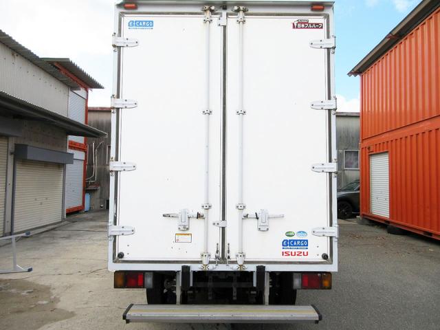 エルフトラック 　アルミバン　２ｔ　２トン　ミッション　ＭＴ車　ラッシング２段　車両総重量４６６５Ｋｇ　日本フルハーフ製　内高２１２（7枚目）
