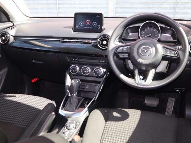 デミオ １．５　ＸＤ　ディーゼルターボ　衝突被害軽減ブレーキ　運転席助手席シート（3枚目）