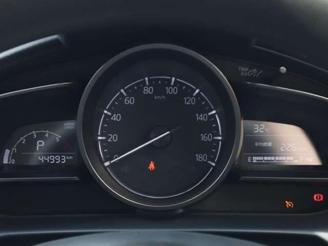 デミオ １．５　ＸＤ　ディーゼルターボ　衝突被害軽減ブレーキ　運転席助手席シート（6枚目）