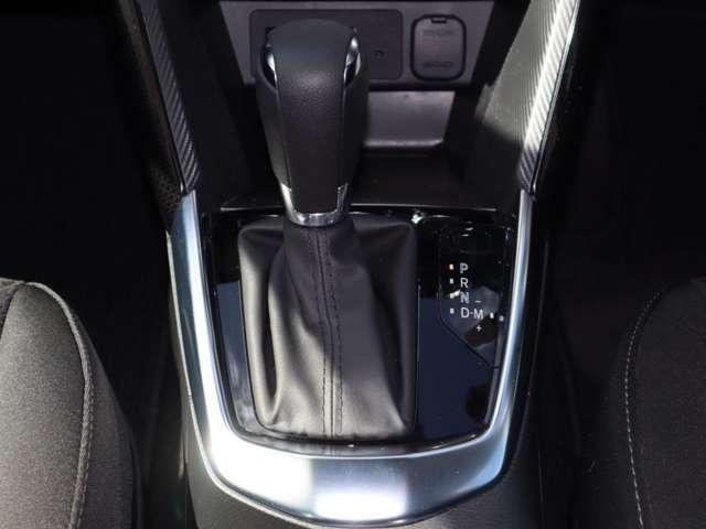 デミオ １．５　ＸＤ　ディーゼルターボ　衝突被害軽減ブレーキ　運転席助手席シート（8枚目）