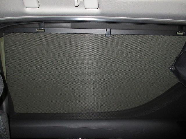 ヴェルファイア 2.5Z Gエディション 4WD フルセグ メモリーナビ DVD再生 後席モニター バックカメラ 衝突被害軽減システム ETC ドラレコ 両側電動スライド LEDヘッドランプ 乗車定員7人 3列シート ワンオーナー(9枚目)