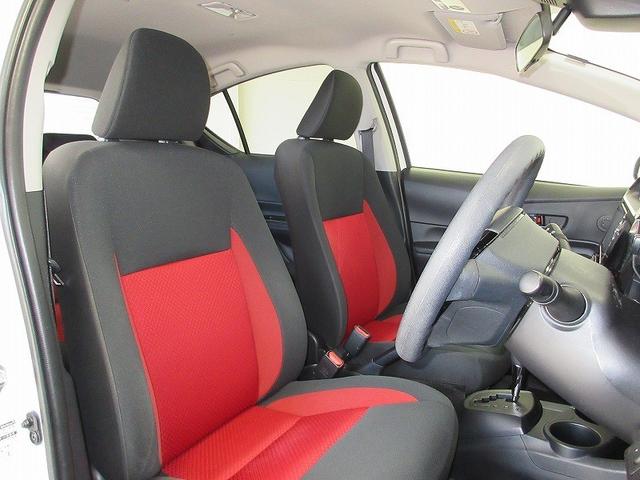 アクア Ｓ　フルセグ　メモリーナビ　ＤＶＤ再生　バックカメラ　衝突被害軽減システム　ＥＴＣ　ＬＥＤヘッドランプ　ワンオーナー（4枚目）