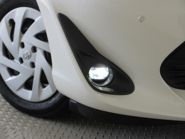 アクア Ｓ　フルセグ　メモリーナビ　ＤＶＤ再生　バックカメラ　衝突被害軽減システム　ＥＴＣ　ＬＥＤヘッドランプ　ワンオーナー（25枚目）