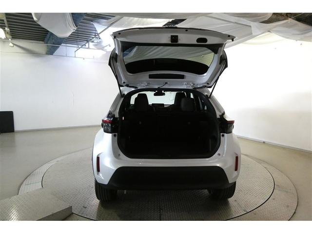 ヤリスクロス ハイブリッドＺ　インテリジェントキー　アルミホイル　ＬＥＤライト　リアカメラ　クルーズコントロール　横滑り防止システム　ナビＴＶ　メモリーナビゲーション　電動シ－ト　パワステ　オートエアコン　キーフリー　イモビライザ（9枚目）