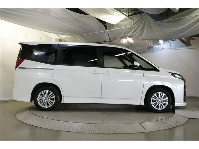 ノア ハイブリッドＳ－Ｇ　衝突回避ブレーキ　ダブルエアコン　イモビ　クルコン　バックガイドモニター　横滑り防止装置　ＬＥＤヘッドライト　キーレス　スマートキー　３列シート　ＤＶＤ再生　ＥＴＣ　ミュージックプレイヤー接続可（5枚目）