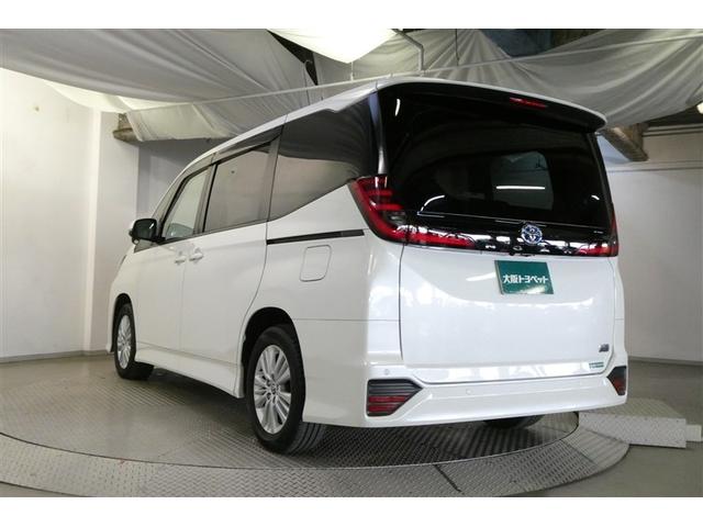 ノア ハイブリッドＳ－Ｇ　衝突回避ブレーキ　ダブルエアコン　イモビ　クルコン　バックガイドモニター　横滑り防止装置　ＬＥＤヘッドライト　キーレス　スマートキー　３列シート　ＤＶＤ再生　ＥＴＣ　ミュージックプレイヤー接続可（6枚目）