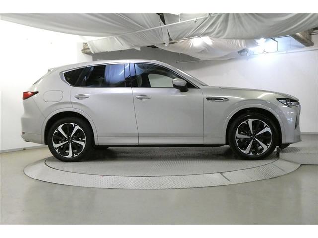 CX-60 PHEV プレミアムモダン サンルーフ オートクルーズコントロール 電動シート ETC 4WD バックカメラ オートエアコン スマートキー アルミホイール 地上デジタル 本革シート 衝突軽減システム DSC LED(5枚目)