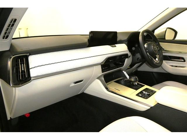 CX-60 PHEV プレミアムモダン サンルーフ オートクルーズコントロール 電動シート ETC 4WD バックカメラ オートエアコン スマートキー アルミホイール 地上デジタル 本革シート 衝突軽減システム DSC LED(13枚目)