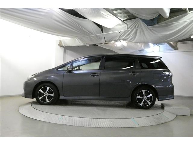 ウィッシュ １．８Ｓ　キーレスエントリー　エアコン　パワーステアリング　ナビＴＶ　横滑り防止機能　ＷＳＲＳ　ＡＢＳ　Ｒカメラ　アルミ　カーテンエアバック　ＨＤＤナビ　３列シート　ＥＴＣ　ＤＶＤ　エアバック　パワーウインドー（4枚目）