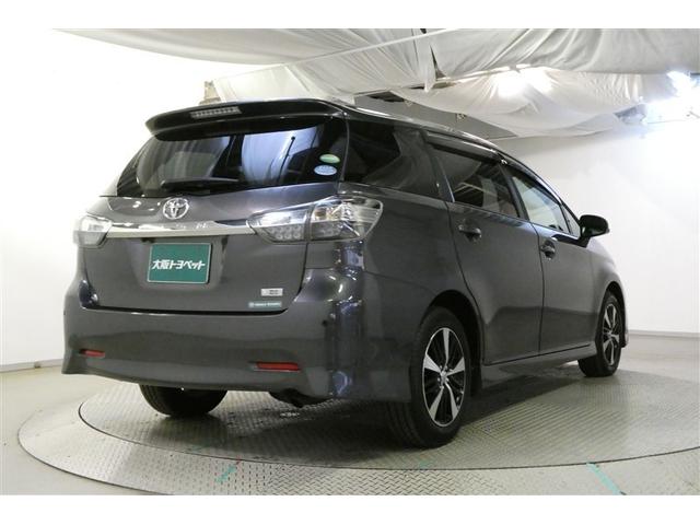 ウィッシュ １．８Ｓ　キーレスエントリー　エアコン　パワーステアリング　ナビＴＶ　横滑り防止機能　ＷＳＲＳ　ＡＢＳ　Ｒカメラ　アルミ　カーテンエアバック　ＨＤＤナビ　３列シート　ＥＴＣ　ＤＶＤ　エアバック　パワーウインドー（8枚目）